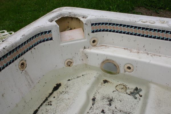 Spa Removal Service in Spanish Fork
