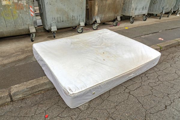 Box Spring Removal in Spanish Fork