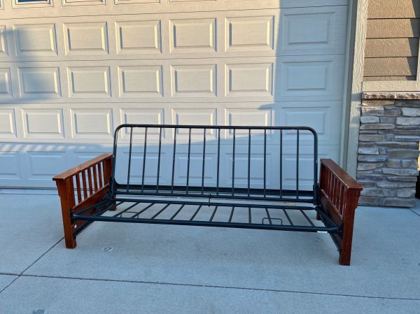 Porch Furniture Disposal in Spanish Fork